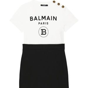 Kids size 8Y. Worn once for one hour for birthday photo shoot.